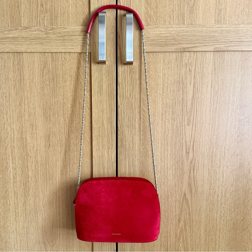 SEZANE RED SUEDE ZIP TOP SHOULDER BAG GOLD COLR METAL CHAIN LEATHER STRAP UNUSED - Picture 15 of 16